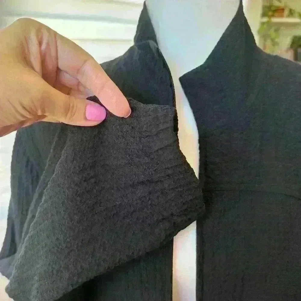 EUC ORVIS Lightweight Zip Jacket with Crinkle Crepe Texture Long Sleeve Size M - Picture 3 of 6